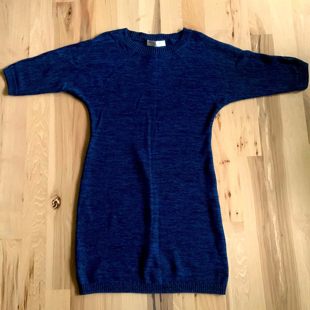 NWT Trina Turk light sweater dress